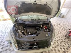 ميتسوبيشي اكسباندر